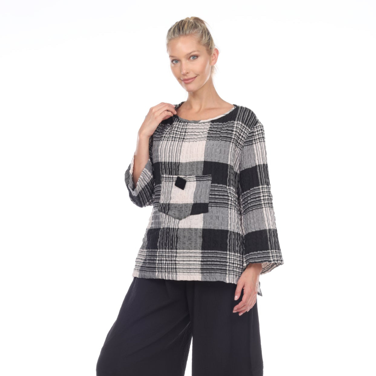 Niche - Pucker - Twinbutton Top - Black Check