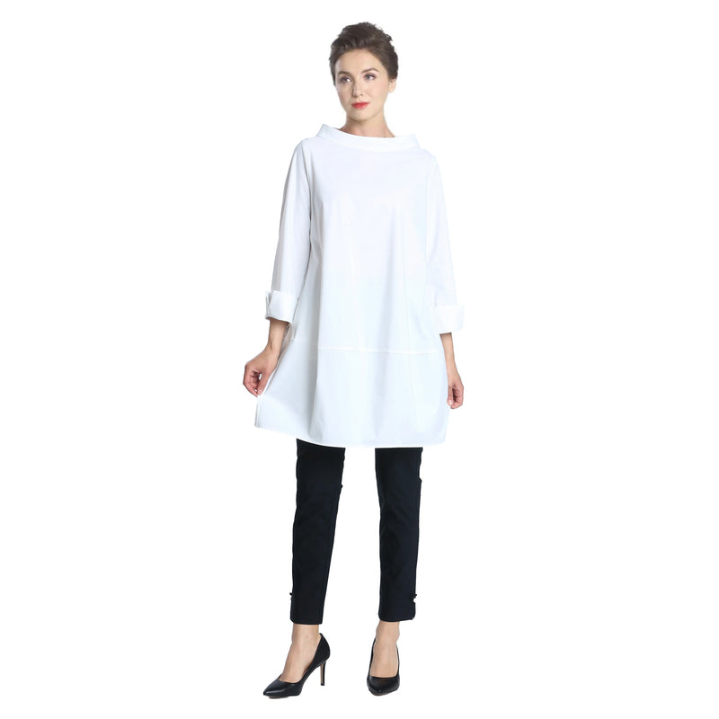 IC Collection Bateau-Neck Pocket Tunic in White - 3226T-WT