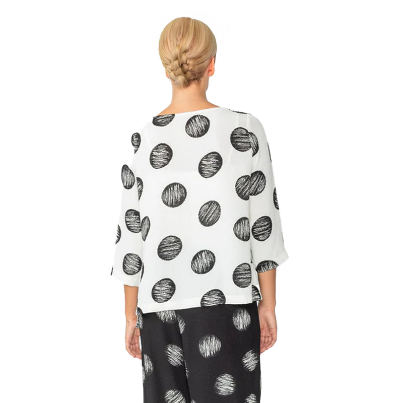 IC Collection Two-Tone Dot Pocket Top in White& Black - 4862T-WT