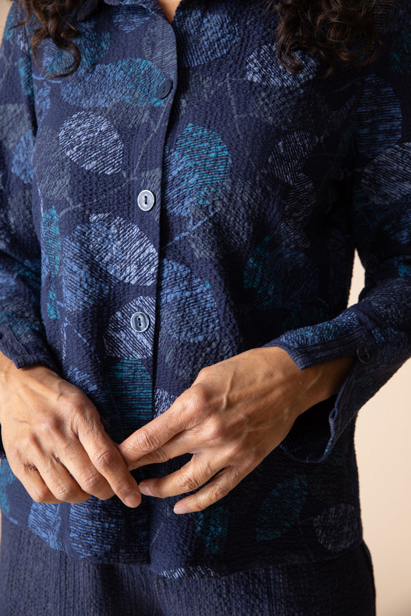 Crinkle Crepe Leaves Shirt Jacket - 21014