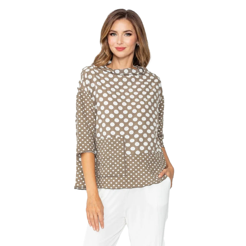 Mixed Dot Patch Pocket Top - C1105T