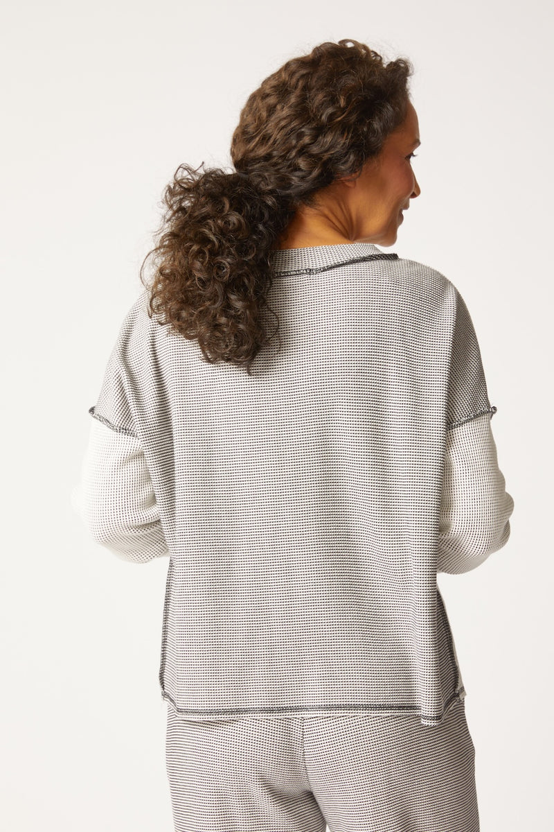 Opposites Attract Pullover - 31318