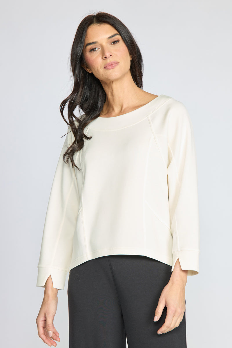 Featherlux Knit Solid Stitch Pullover - 330101