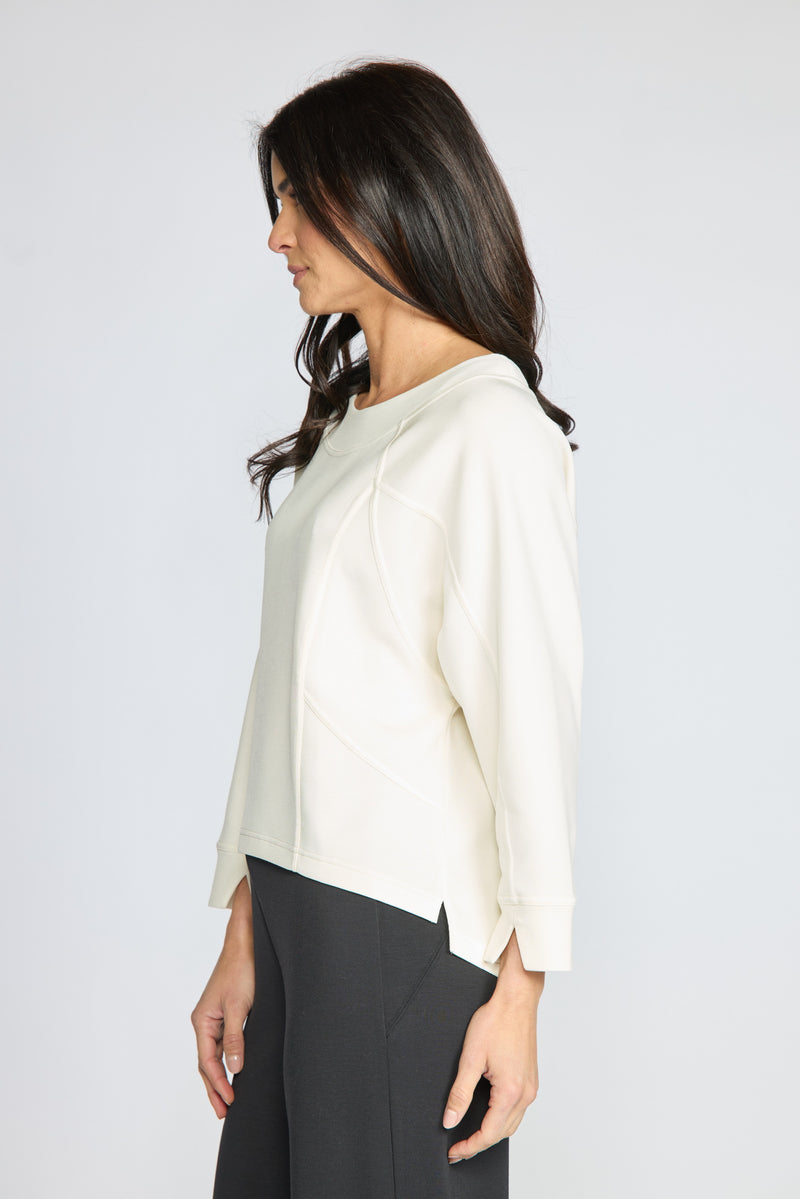 Featherlux Knit Solid Stitch Pullover - 330101