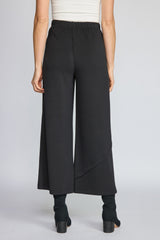 Solid Crossroads Pants by Olivia by Habitat in Black