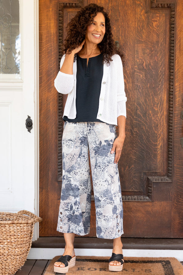 Destination Unknown Button Hem Crop Pant - 34978