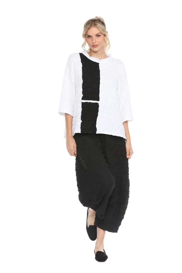 Textured  Pucker Colorblock Top in Black & White - 4026