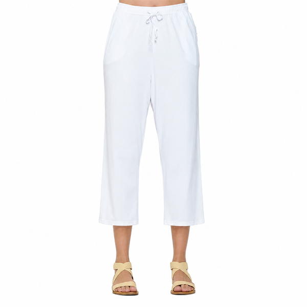 Pull-On Soft Cotton Capri in White - CS307