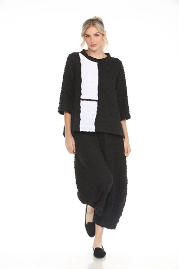 Colorblock Pucker Weave Top in Black & White - 4026