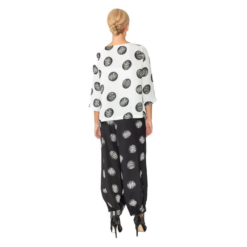 IC Collection Two-Tone Dot Pocket Top in White& Black - 4862T-WT