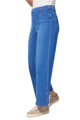 Relaxed Leg Jean - Mid wash