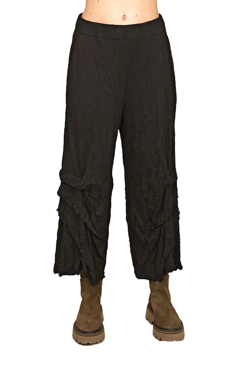 Avril Crinkle Jersey Pant in Black - C68074