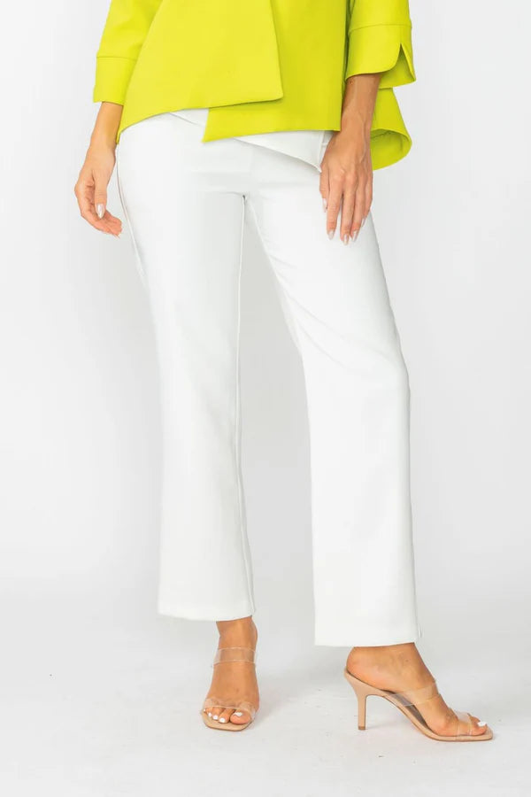 Straight Leg Pull-On Pant in White - 7272P-WHT