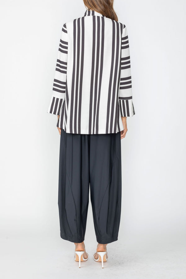 Just In! Modern Fluid Drape Pant in Black - 3869P