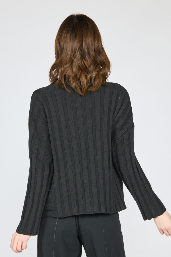 Pocket Pullover - 920701
