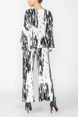 Pixelated Geometric Print Tiered Cape Top - C1082T