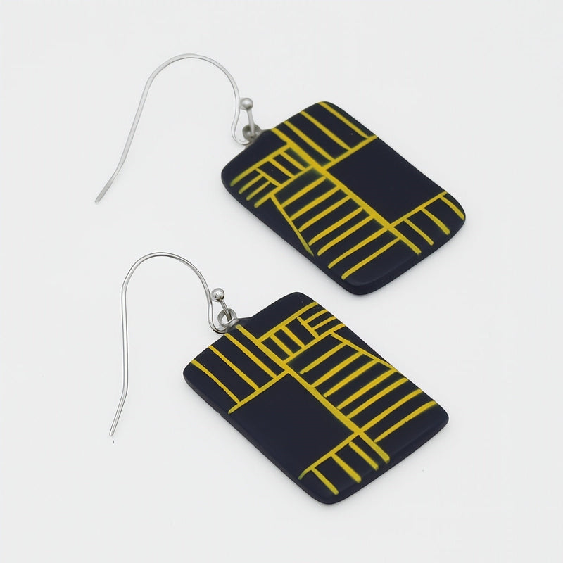 Navy Geovibe Drop Earring