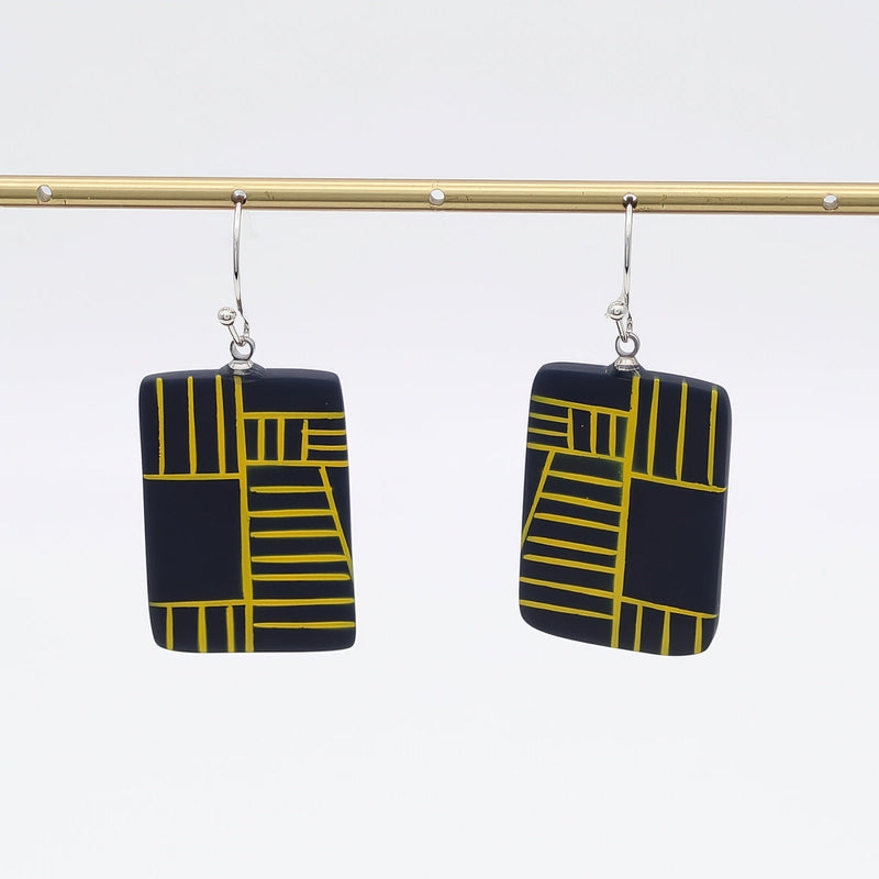 Navy Geovibe Drop Earring