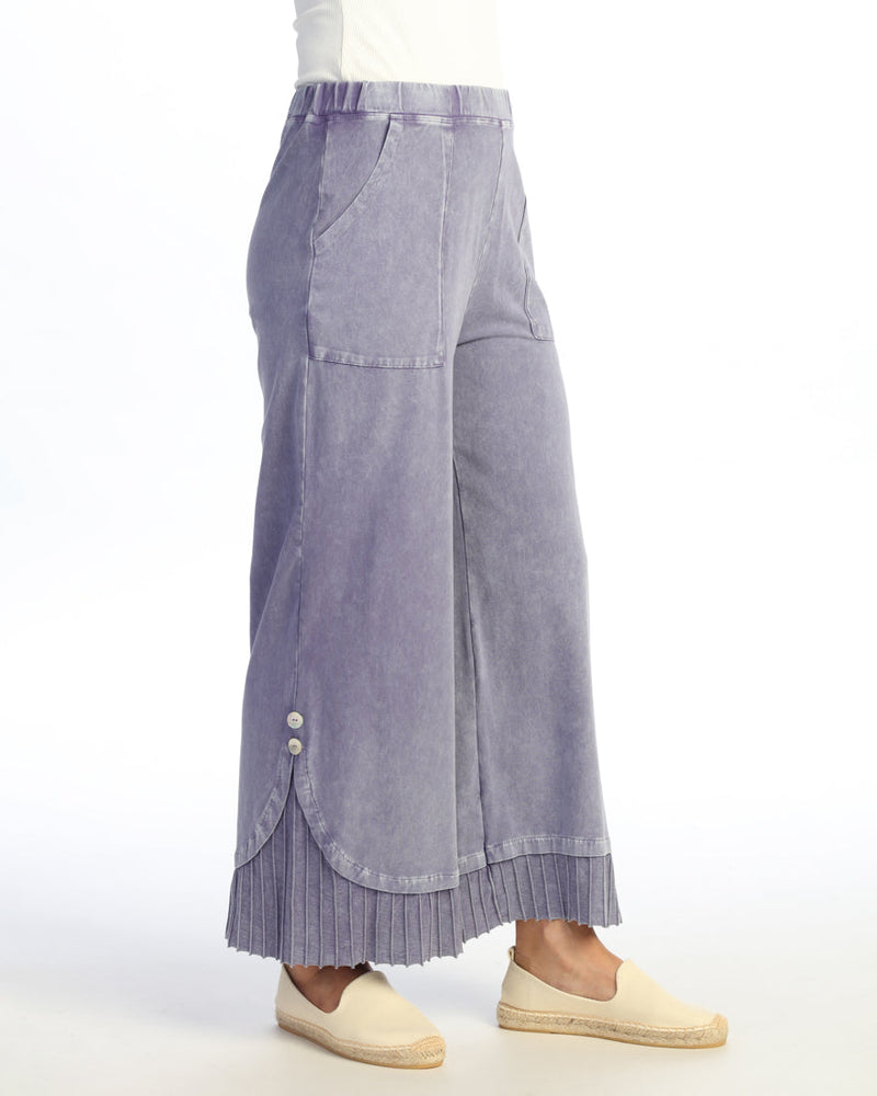 Mineral Washed Wide Leg Pant w/ Rib Contrast and Button Accent- M125