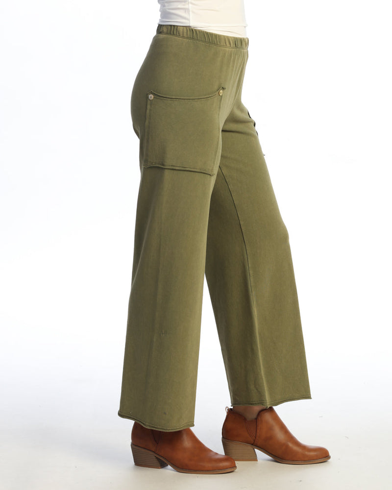 Terry Pant- M143