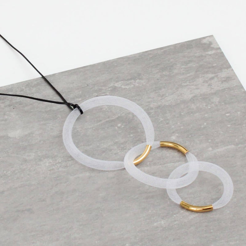 White and Gold Mesh Pendant Necklace