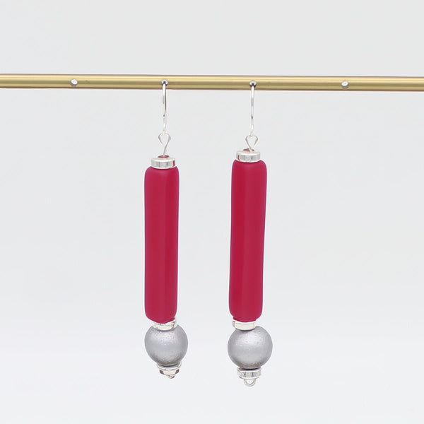 Fuchsia Flair Drop Earring