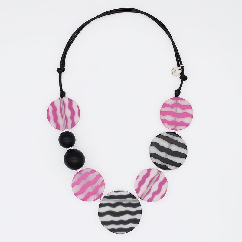 Black and Fuchsia Vera Adjustable Necklace