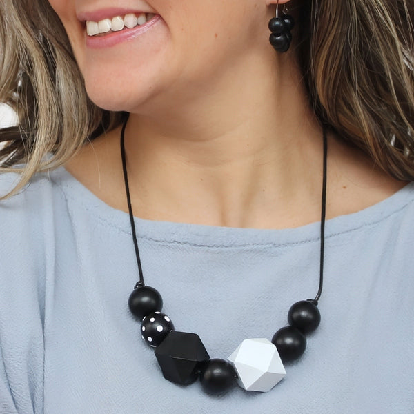 Black and White Gemma Geo Necklace