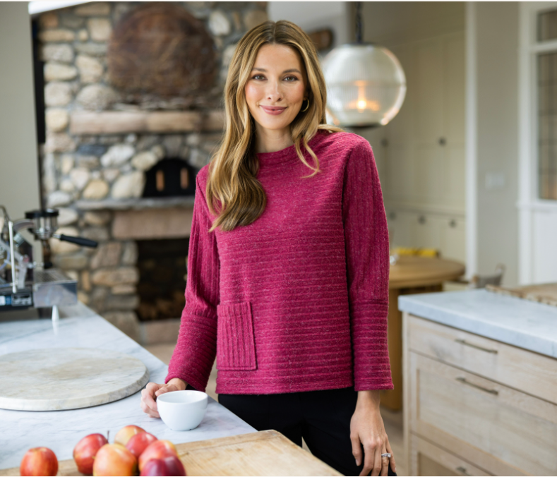 Habitat Heathered Easy Pocket Pullover in - 52329-CBY