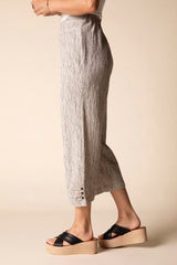 Crinkle Crepe Stripe Pleat Button Capris - 22776