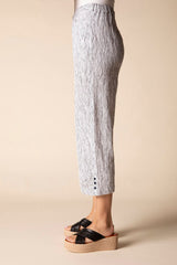 Crinkle Crepe Stripe Pleat Button Capris - 22776