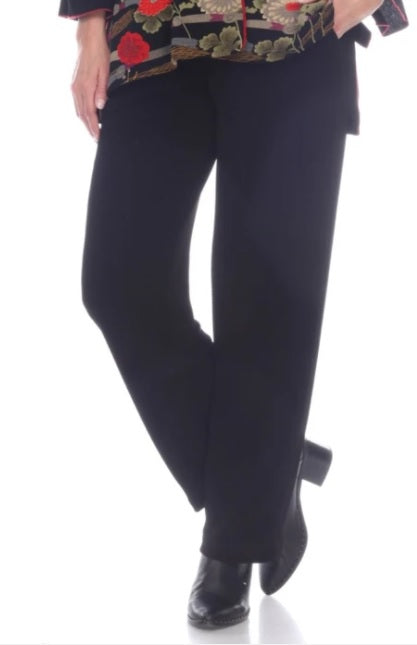 Moonlight Textured Pull-On Pant in Black - CM9-BLK