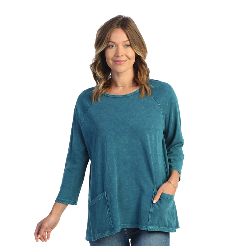 Jess & Jane Solid Mineral Washed Patch Pocket Tunic Top - M12