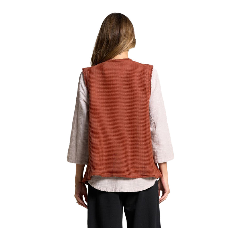 Focus Raw-Edge Waffle Vest in Clay Red - SW227-CLR